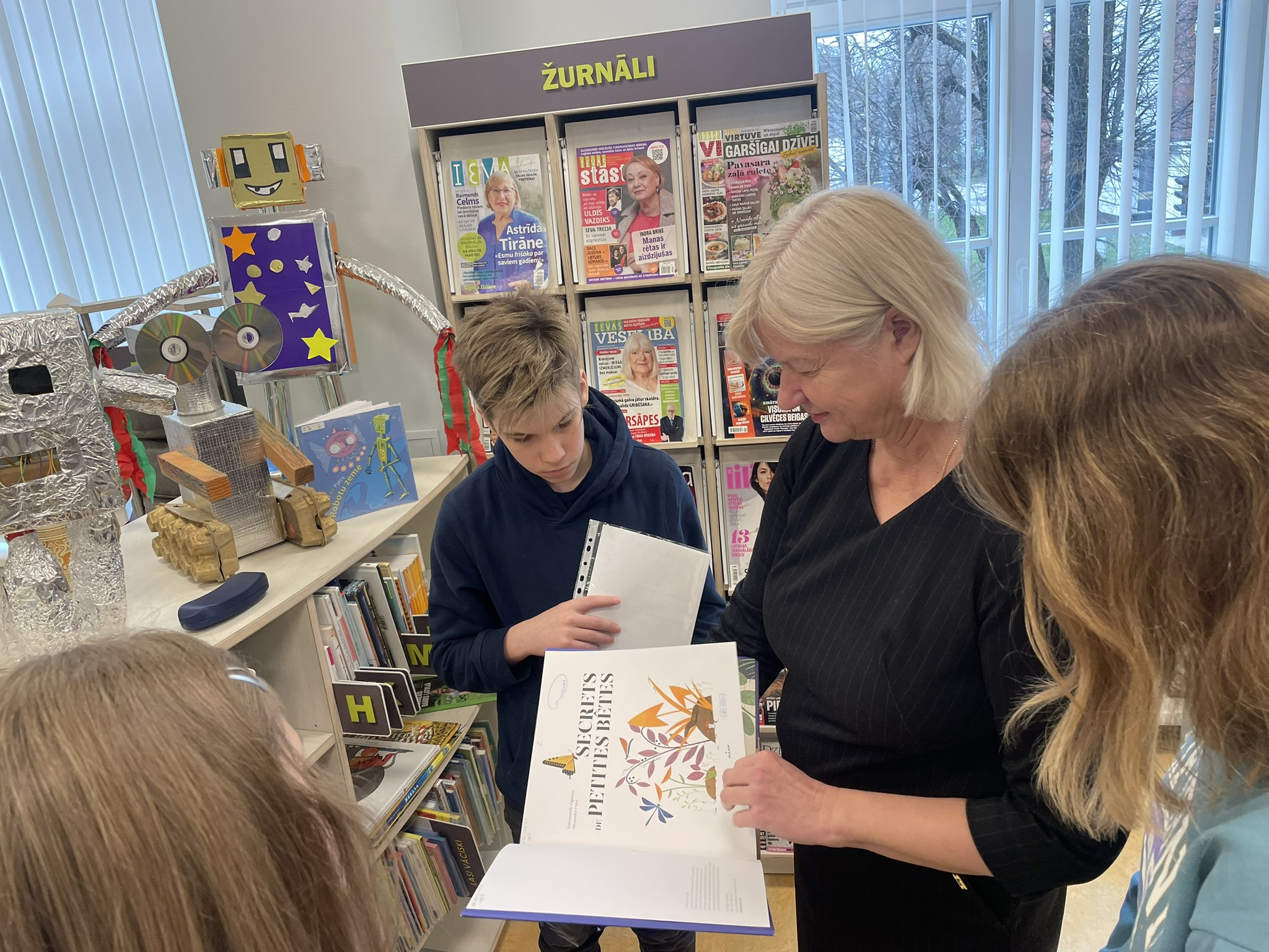 Ēnu diena bibliotēkās