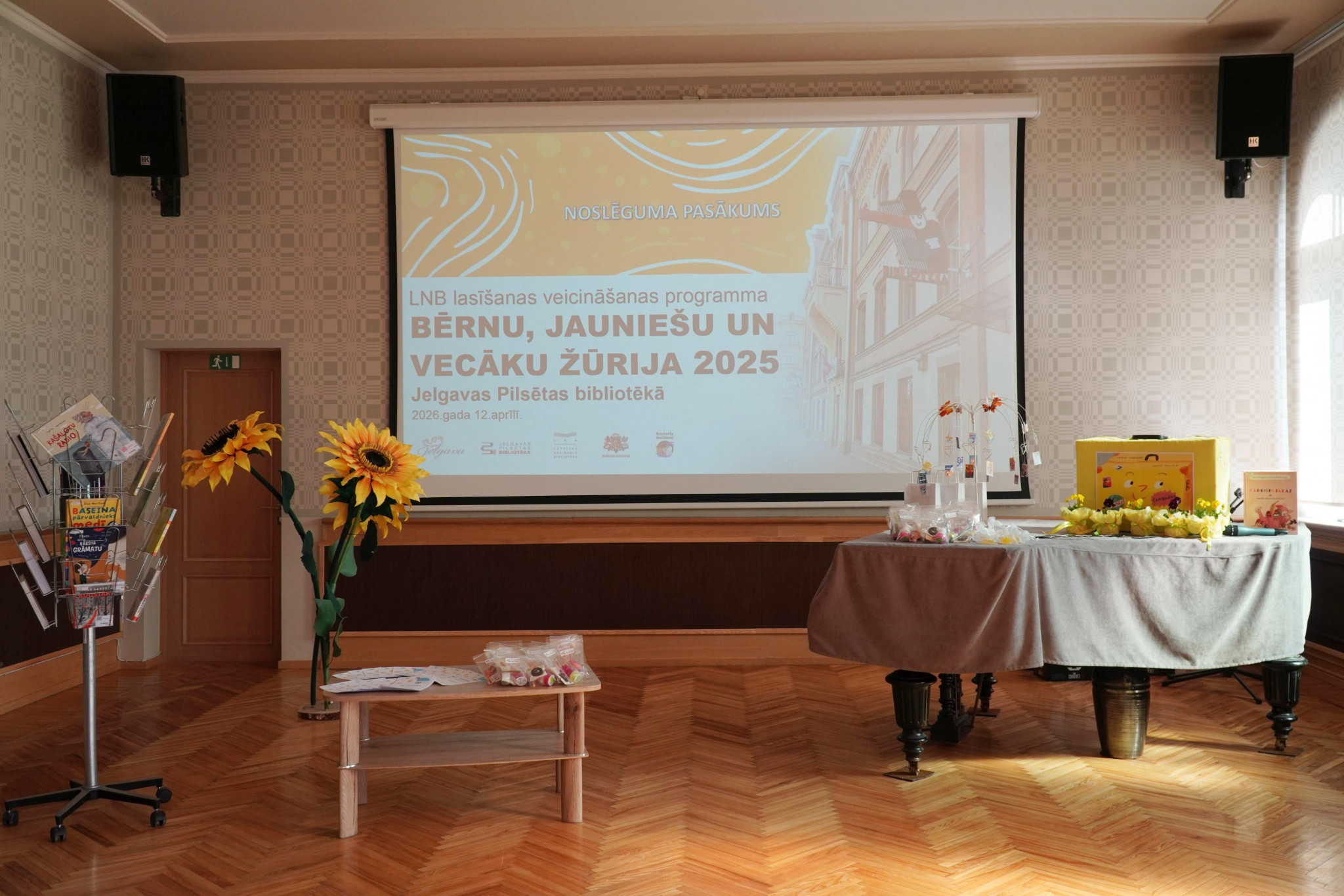 Godināti aktīvākie “Bērnu, jauniešu un vecāku žūrijas 2025” dalībnieki Jelgavā