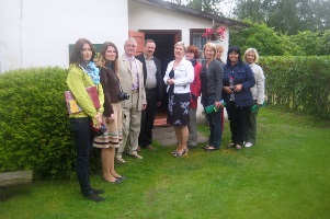 Apsveicam! Ūziņu bibliotēka – sakoptākā pašvaldības iestāde Jelgavas novadā 