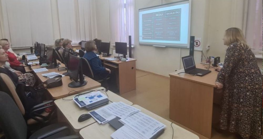 Bibliotēka īsteno projektu “Mācies izprast un kritiski izvērtēt informāciju” 