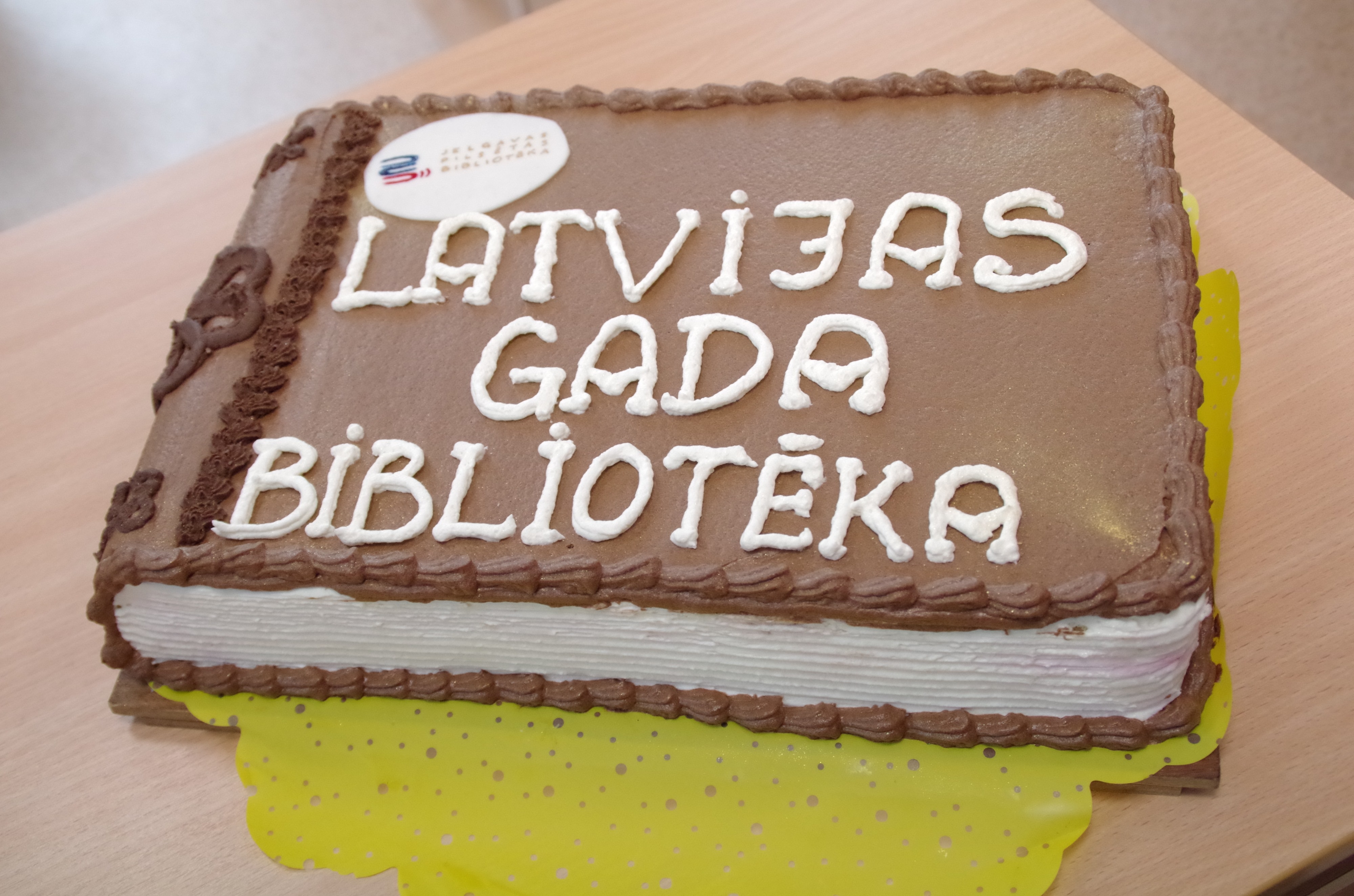 Darbs mums ziedēt ļauj