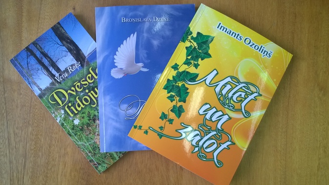 Dzejas jaunumi Jelgavas Zinātniskajā bibliotēkā.