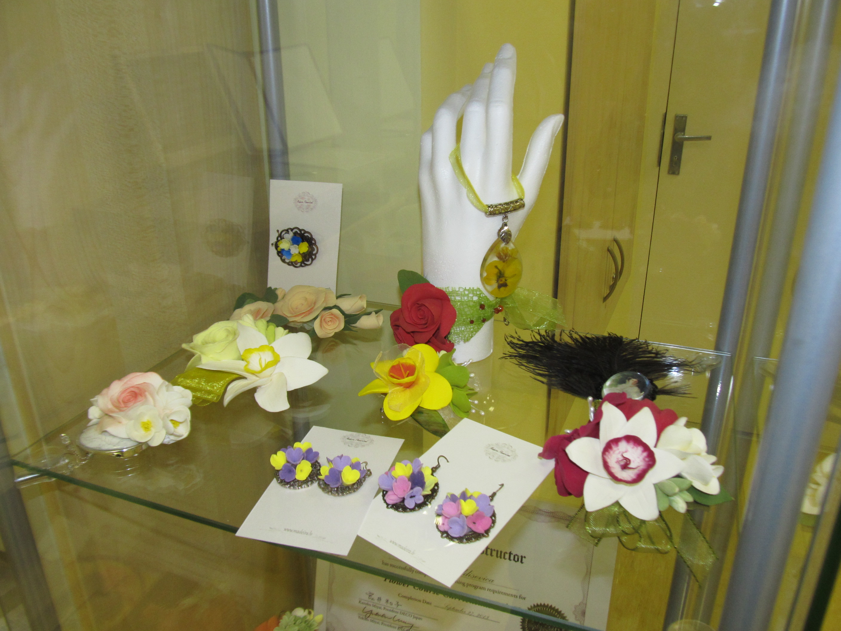 Madaras Boldiševicas veidoto ziedu rotu izstāde 