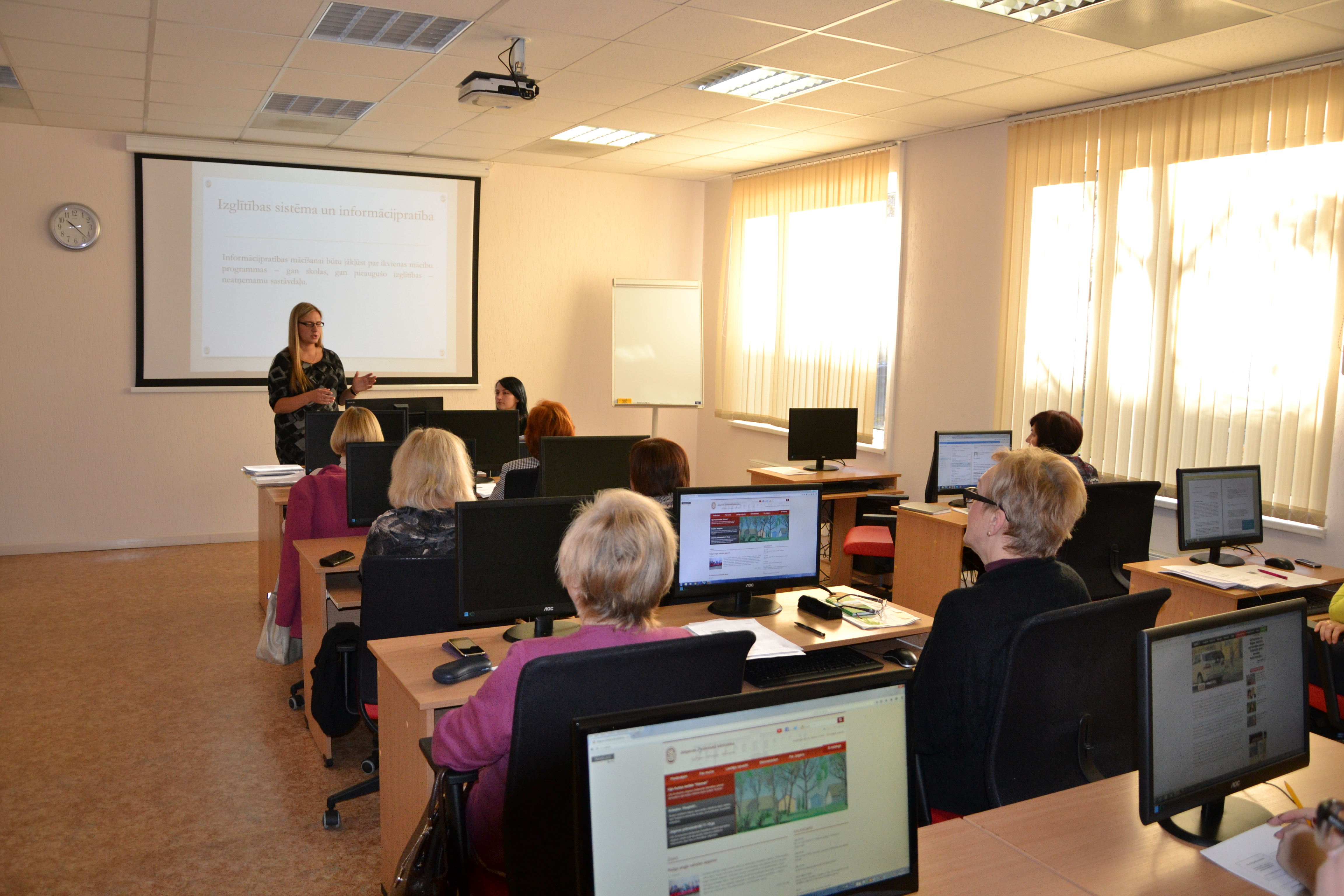 Skolotāji un skolu bibliotekāri pilnveido zināšanas  informācijas resursu izmantošanā 