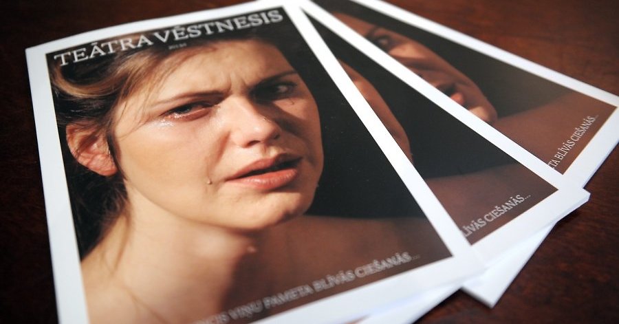 Žurnāli “Teātra Vēstnesis” un “Domuzīme” Jelgavas pilsētas bibliotēkā