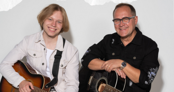 29. martā - Guntara Rača grāmatas “Uzplaukt” muzikāli literārais pasākums 