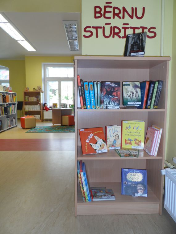 Bērnu, jauniešu, vecāku žūrija aicina – lasi un vērtē!