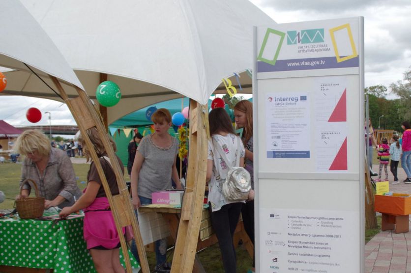 Bibliotēka dodas pilsētā – svinēsim mācību gada sākumu kopā!