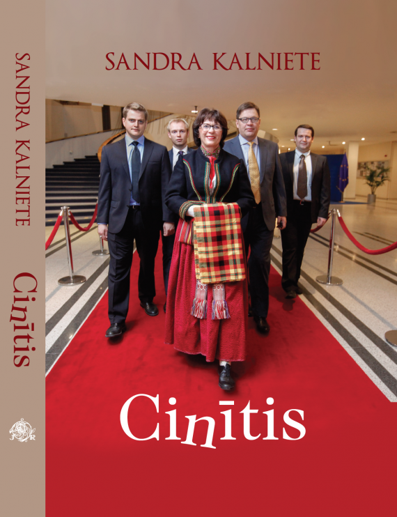 Bibliotēkas saņēmušas EP deputātes Sandras Kalnietes dāvinājumu