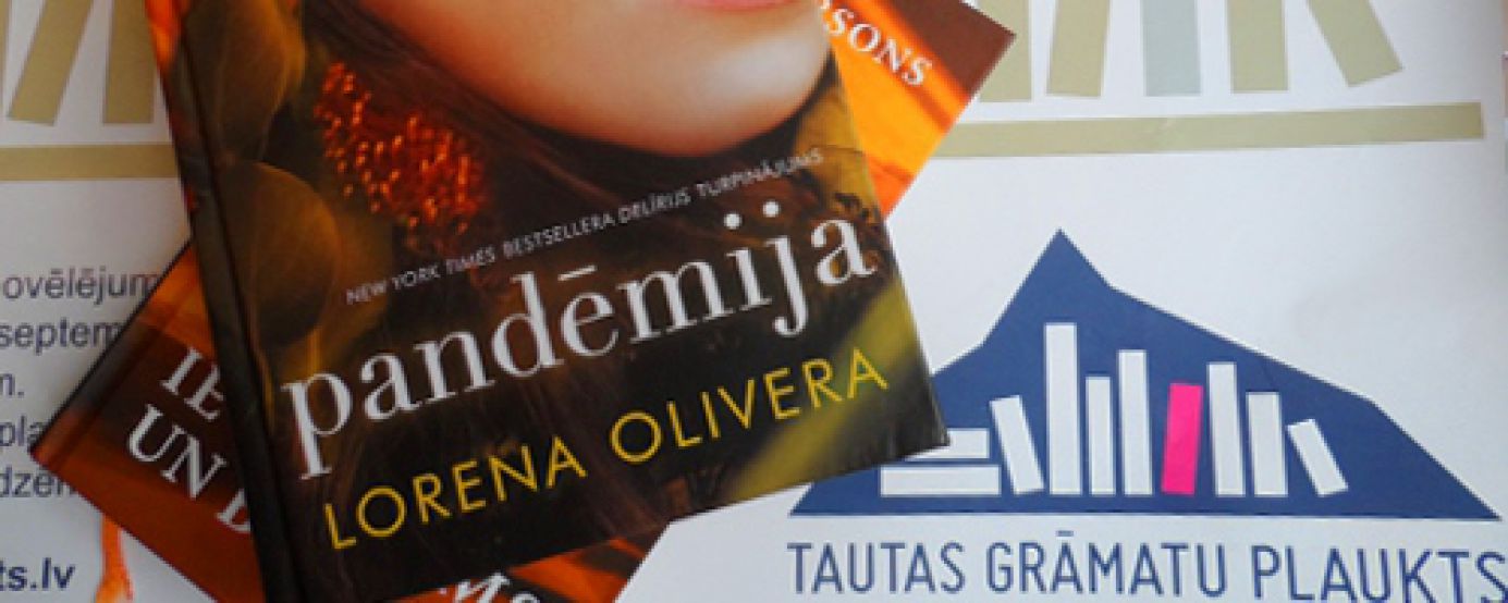 Grāmatas ar jelgavnieku vēlējumiem nogādās Gaismas pilī