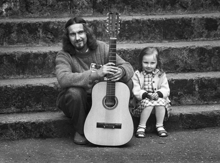 Pieturies pie debesīm