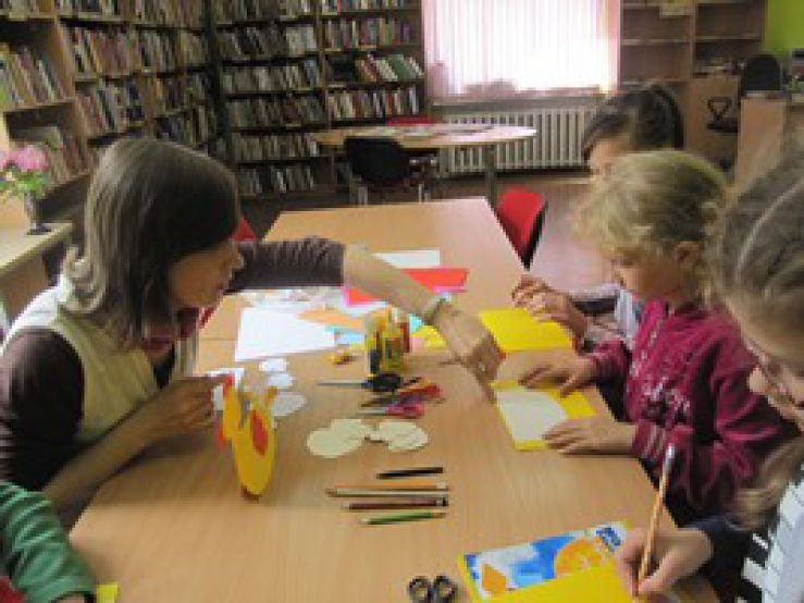 Priekšālasīšana bērnu bibliotēkā 