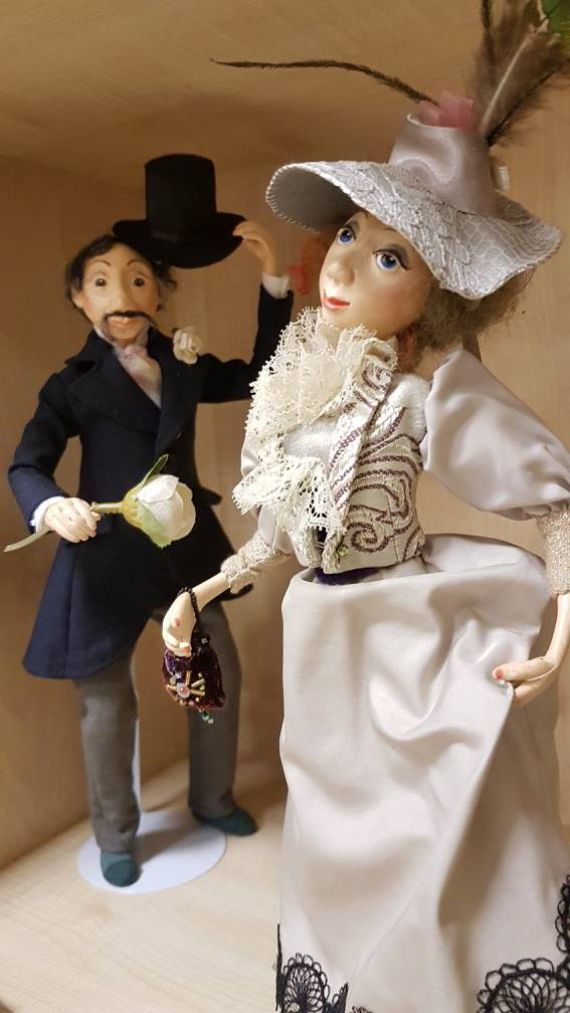 Svinēsim dzīvi kā leļļu teātri