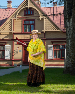 Lūcija Ņefedova