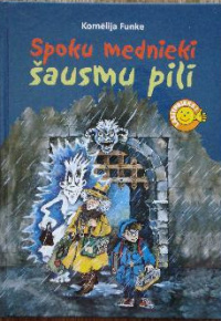 Spoku mednieki šausmu pilī